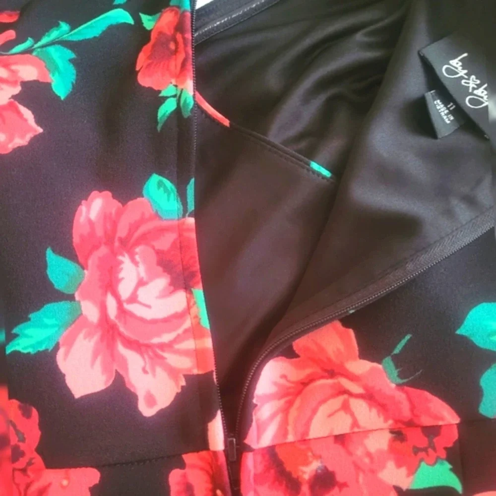 by & by Bodycon Floral Dress Size 11 - Picture 3 of 6